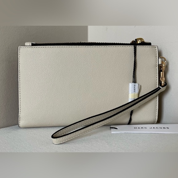New Marc Jacobs BRB Phone Wallet Wristlet Marshmallow - Picture 2 of 5